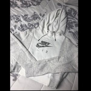 **SOLD**Nike White And Metallic Crop Hoodie